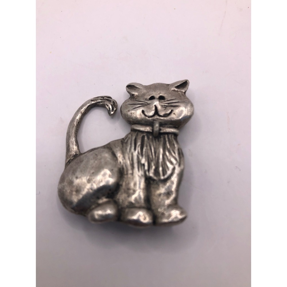Vintage Silver Tone Smiling Cat Brooch Textured Feline Pin A1